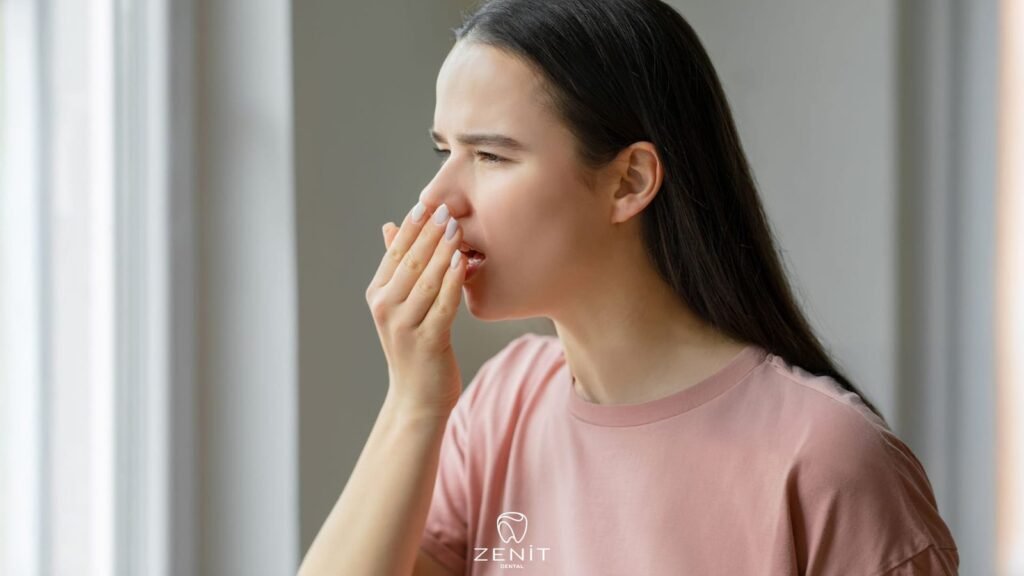 Ağız Kokusu Nedenleri