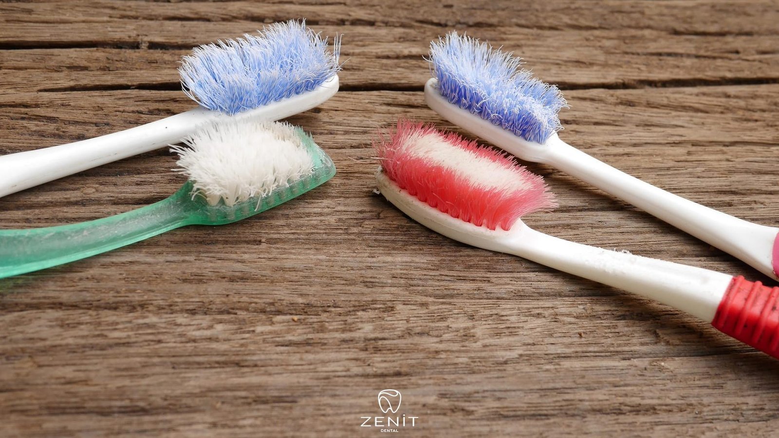 Diş Fırçası Kaç Ayda Bir Değiştirilmeli?